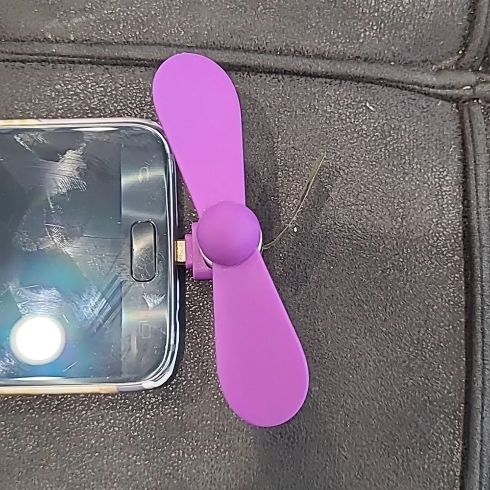 Micro USB Portable Fan - Picture 2 of 3